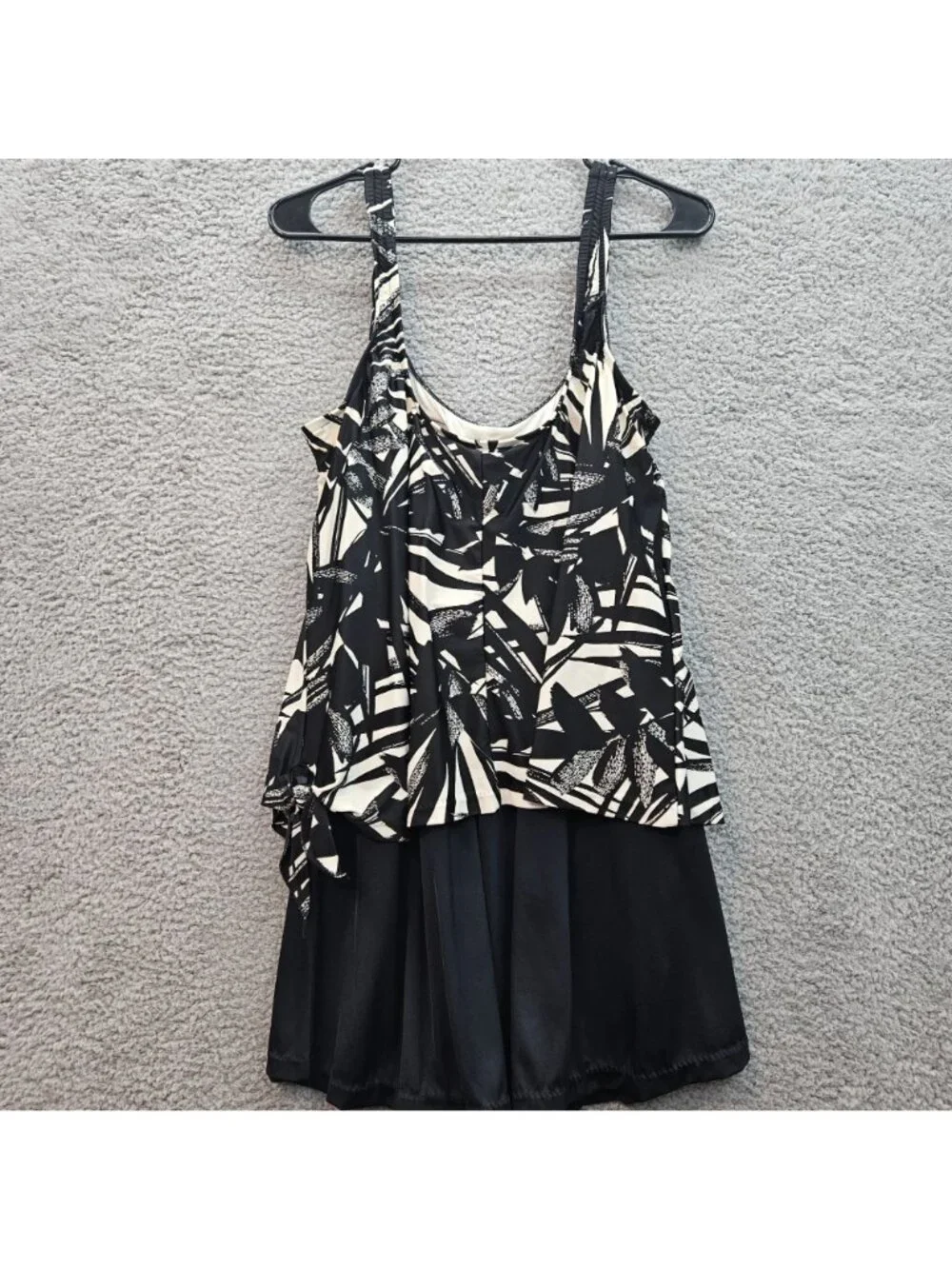 Maxine of Hollywood use flowy